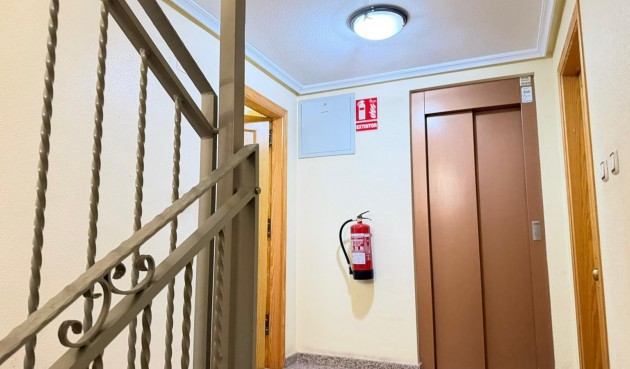 Resale - Apartment -
Benijofar - Pueblo 4