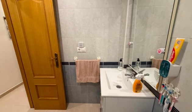 Resale - Apartment -
Torrevieja - Estacion De Autobuses