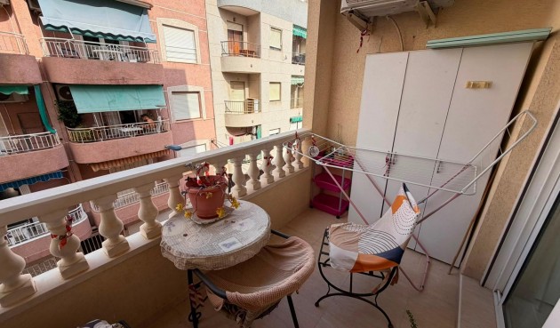 Resale - Apartment -
Torrevieja - Estacion De Autobuses