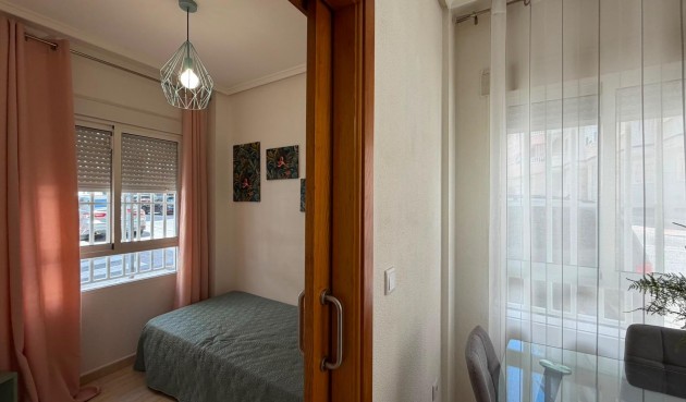 Reventa - Apartment -
Torrevieja - Estacion De Autobuses