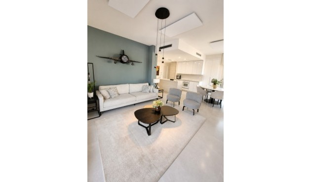 Resale - Villa -
San Miguel de Salinas - Inland