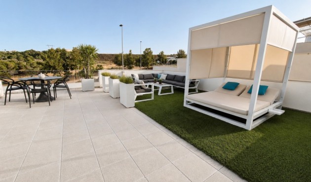 Resale - Villa -
San Miguel de Salinas - Inland
