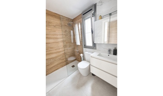 Resale - Villa -
San Miguel de Salinas - Inland