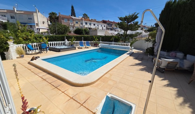 Resale - Semi Detached -
Torrevieja - Los Balcones