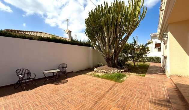 Reventa - Villa -
Cabo Roig - Costa Blanca