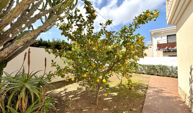Reventa - Villa -
Cabo Roig - Costa Blanca