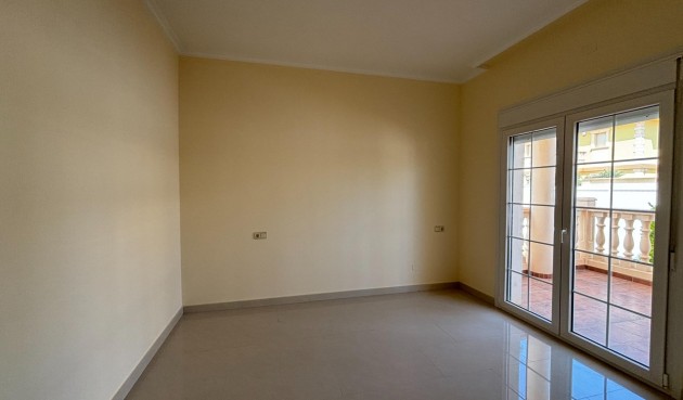 Reventa - Villa -
Cabo Roig - Costa Blanca