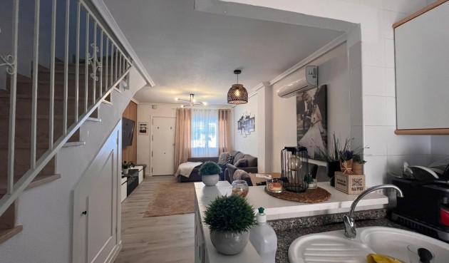 Resale - Town House -
Torre de la Horadada - Costa Blanca