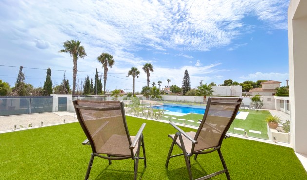 Resale - Villa -
Los Montesinos - Costa Blanca