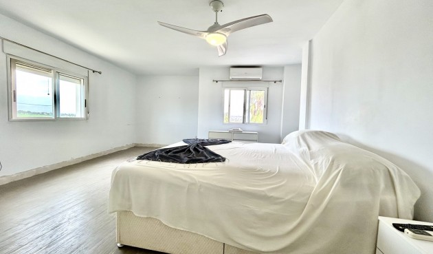 Resale - Villa -
Los Montesinos - Costa Blanca