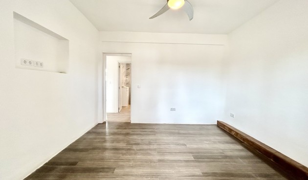 Resale - Villa -
Los Montesinos - Costa Blanca