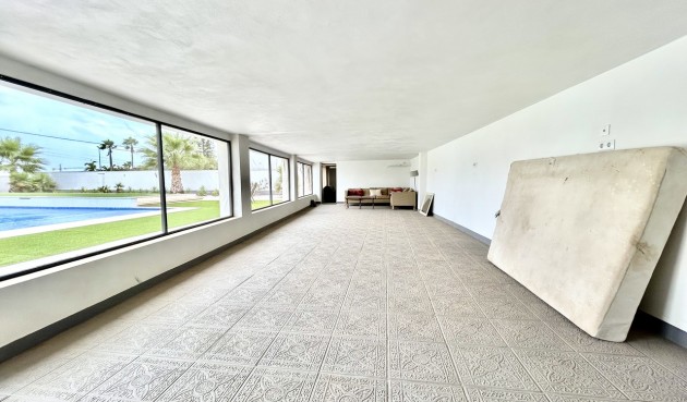 Resale - Villa -
Los Montesinos - Costa Blanca