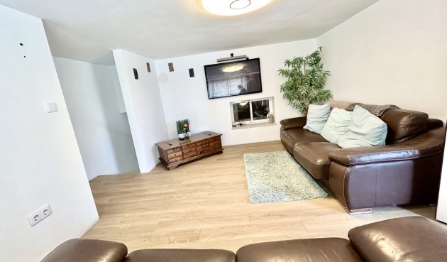 Resale - Villa -
Los Montesinos - Costa Blanca