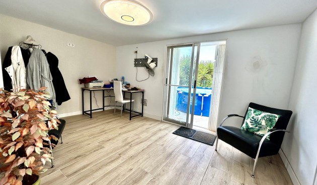 Resale - Villa -
Los Montesinos - Costa Blanca