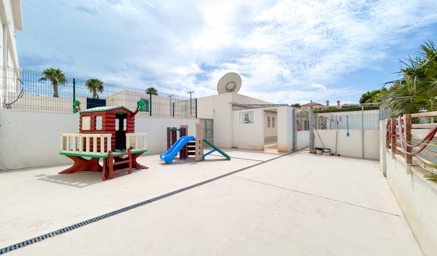 Resale - Villa -
Los Montesinos - Costa Blanca