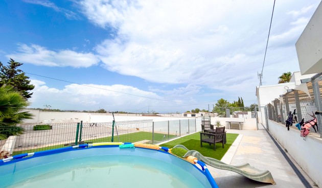 Resale - Villa -
Los Montesinos - Costa Blanca