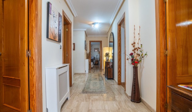 Resale - Villa -
Torrevieja - Costa Blanca