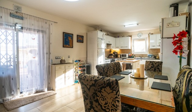 Resale - Villa -
Torrevieja - Costa Blanca