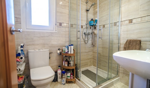 Resale - Villa -
Torrevieja - Costa Blanca