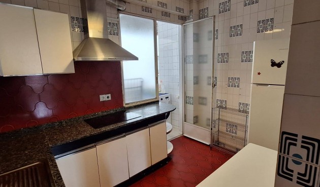 Resale - Apartment -
Murcia - Centro