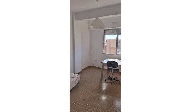 Resale - Apartment -
Murcia - Centro