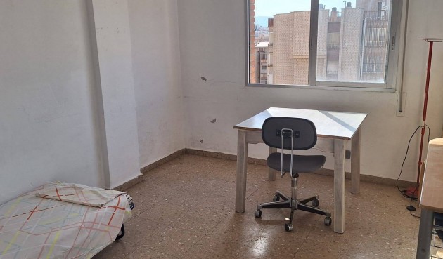 Resale - Apartment -
Murcia - Centro