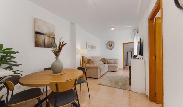 Resale - Apartment -
Torrevieja - Centro
