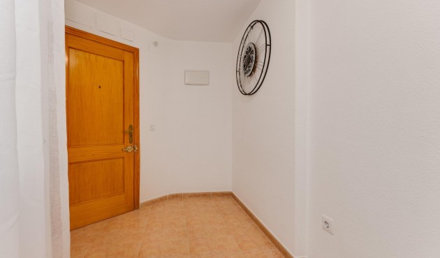 Resale - Apartment -
Torrevieja - Centro