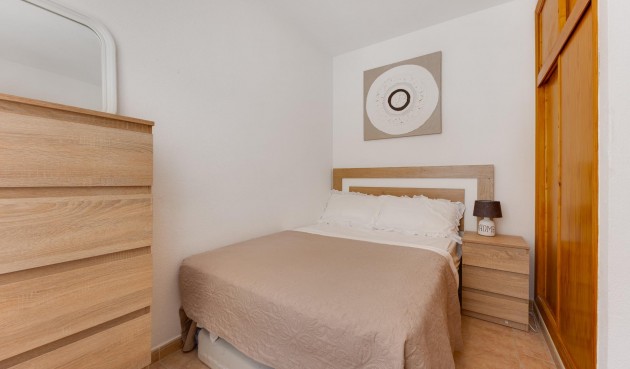 Resale - Apartment -
Torrevieja - Centro