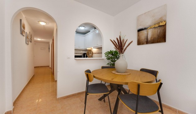 Resale - Apartment -
Torrevieja - Centro
