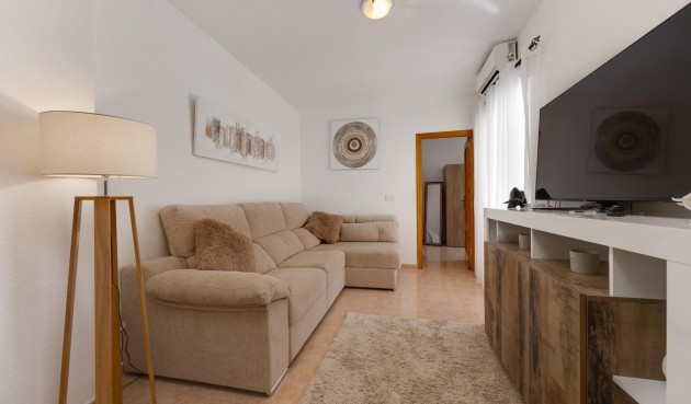 Resale - Apartment -
Torrevieja - Centro