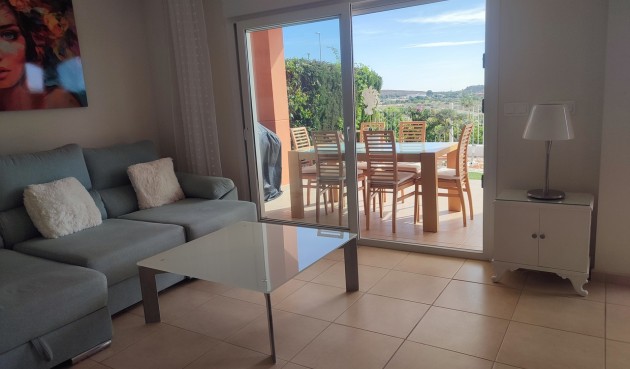 Resale - Apartment -
Altaona Golf - Inland