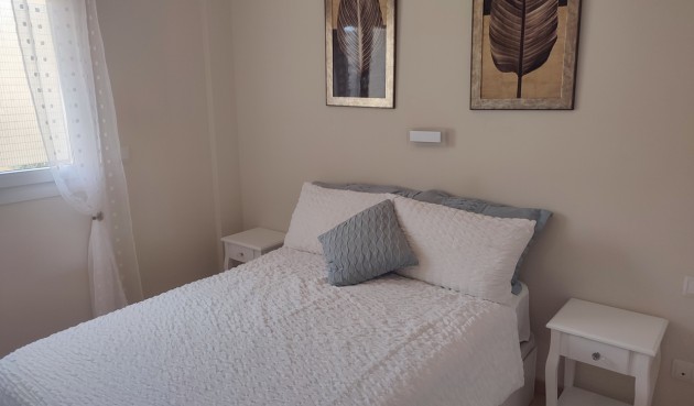 Resale - Apartment -
Altaona Golf - Inland