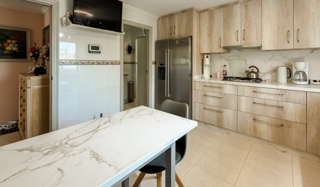 Återförsäljning - Villa -
Catral - Costa Blanca