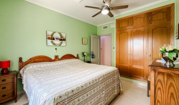 Återförsäljning - Villa -
Catral - Costa Blanca