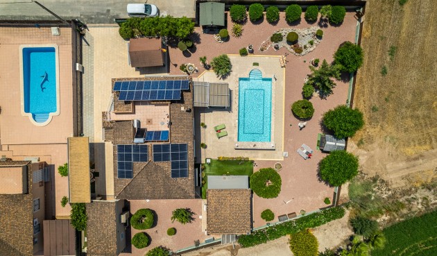 Återförsäljning - Villa -
Catral - Costa Blanca