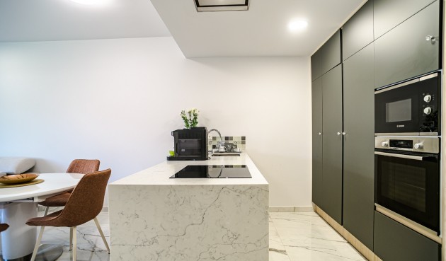 Resale - Apartment -
Torrevieja - Costa Blanca