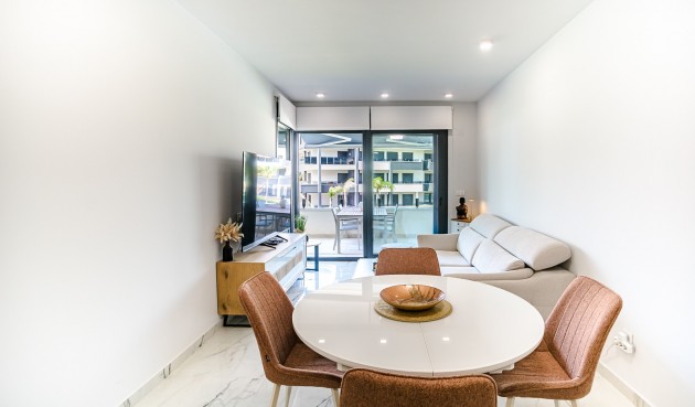 Resale - Apartment -
Torrevieja - Costa Blanca