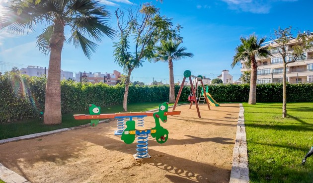Resale - Apartment -
Torrevieja - Costa Blanca
