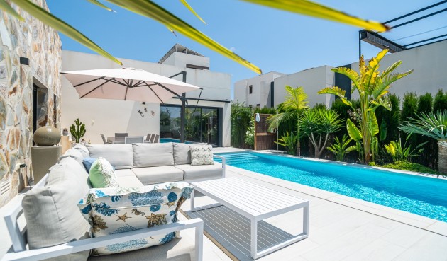 Resale - Villa -
Algorfa - Inland