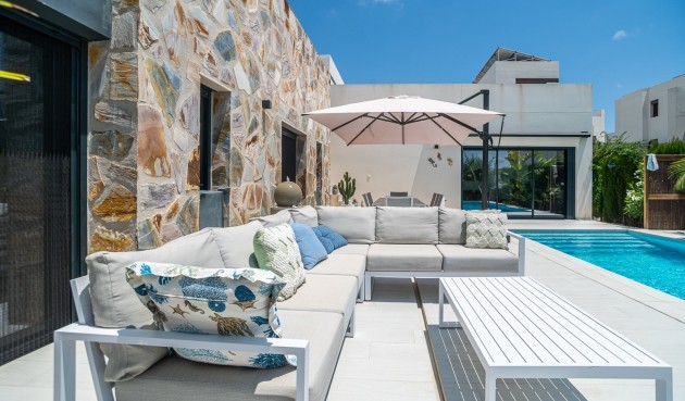 Resale - Villa -
Algorfa - Inland