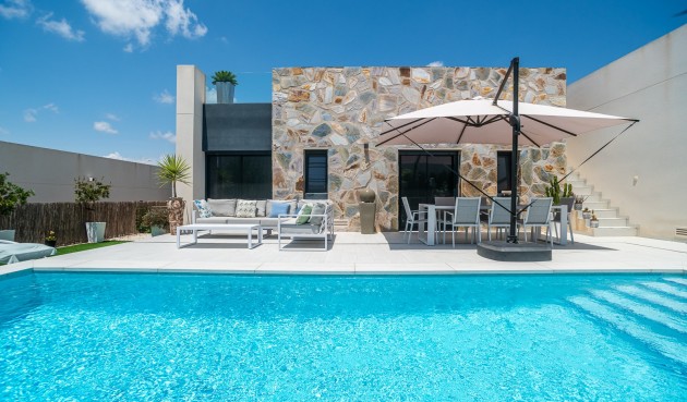 Resale - Villa -
Algorfa - Inland