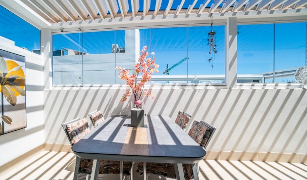 Resale - Apartment -
Torrevieja - Costa Blanca