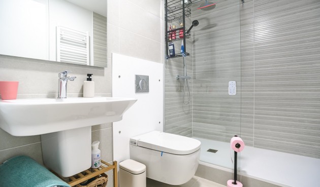 Resale - Apartment -
Torrevieja - Costa Blanca