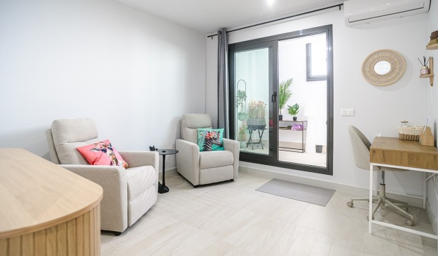 Resale - Apartment -
Torrevieja - Costa Blanca