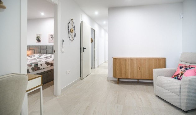 Resale - Apartment -
Torrevieja - Costa Blanca