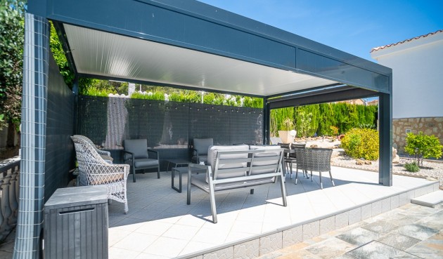 Resale - Villa -
La Marina - Costa Blanca