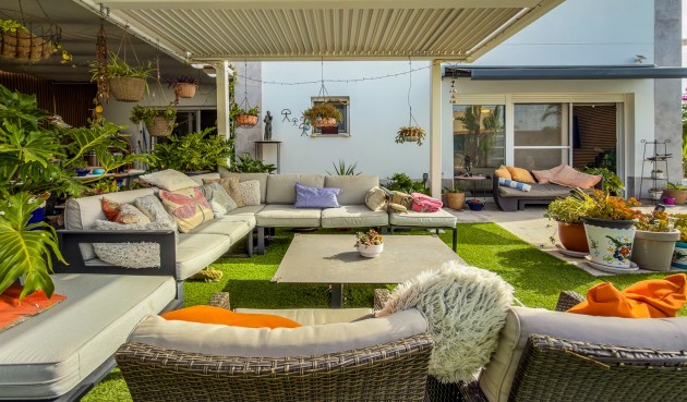 Resale - Villa -
Torrevieja - Costa Blanca