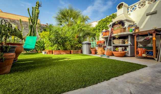 Resale - Villa -
Torrevieja - Costa Blanca