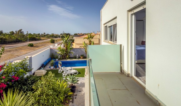 Resale - Villa -
Torrevieja - Costa Blanca